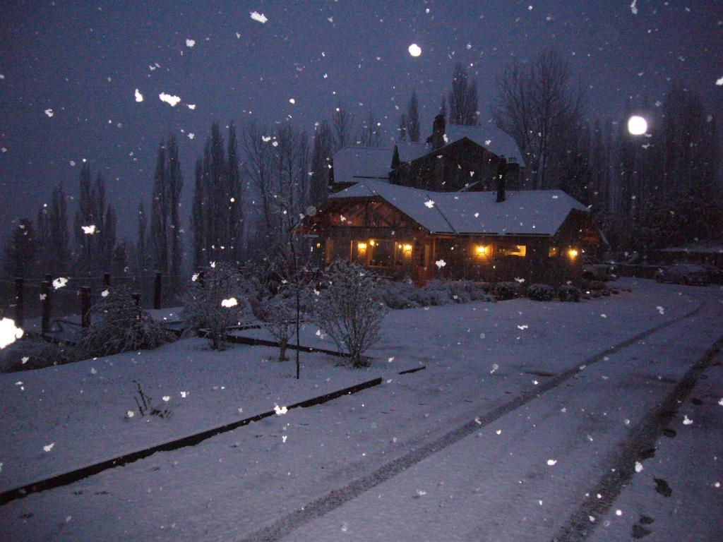 Hotel Casona Del Alto San Martín de los Andes Zewnętrze zdjęcie